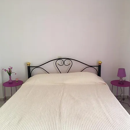 Cosy Flat Near The Beach Lejlighed Néa Ankhíalos
