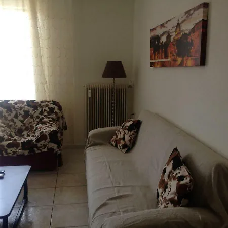 Cosy Flat Near The Beach Lejlighed Néa Ankhíalos